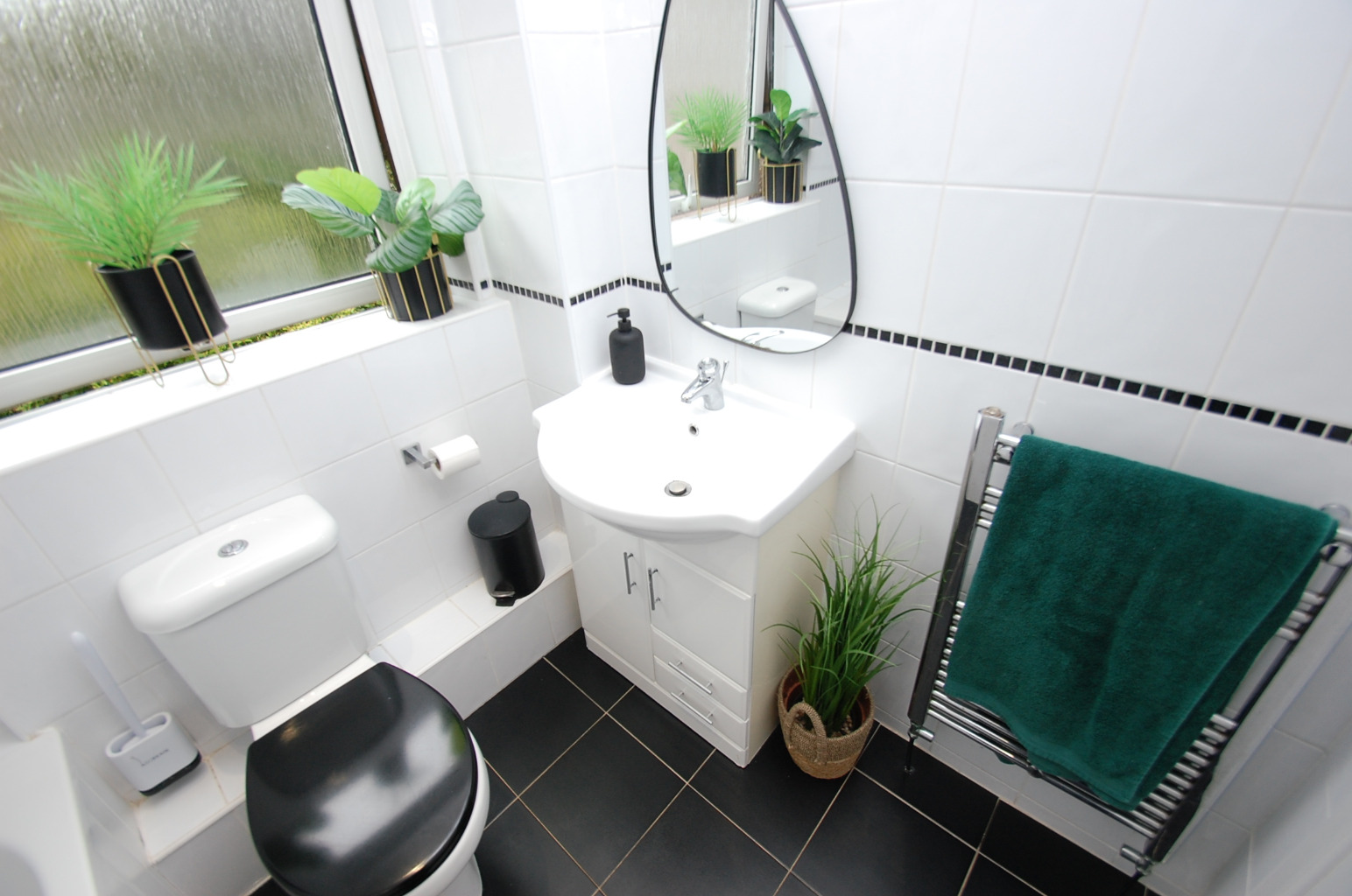 2 bed flat for sale in Crookston Court, Glasgow  - Property Image 18