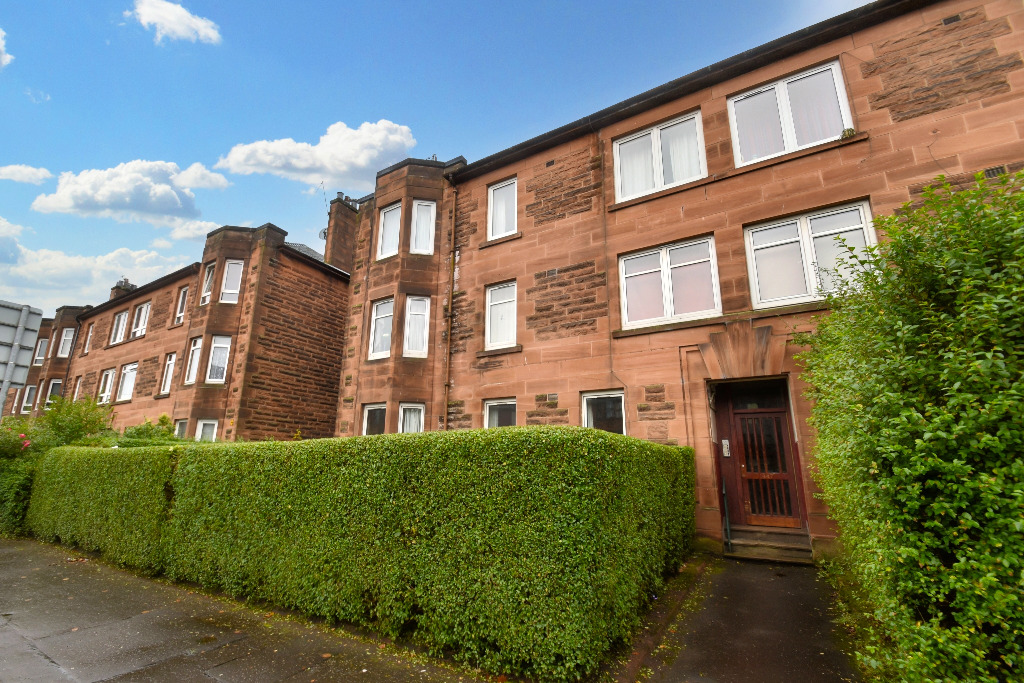 3 bed flat for sale in Paisley Road West, Glasgow  - Property Image 1