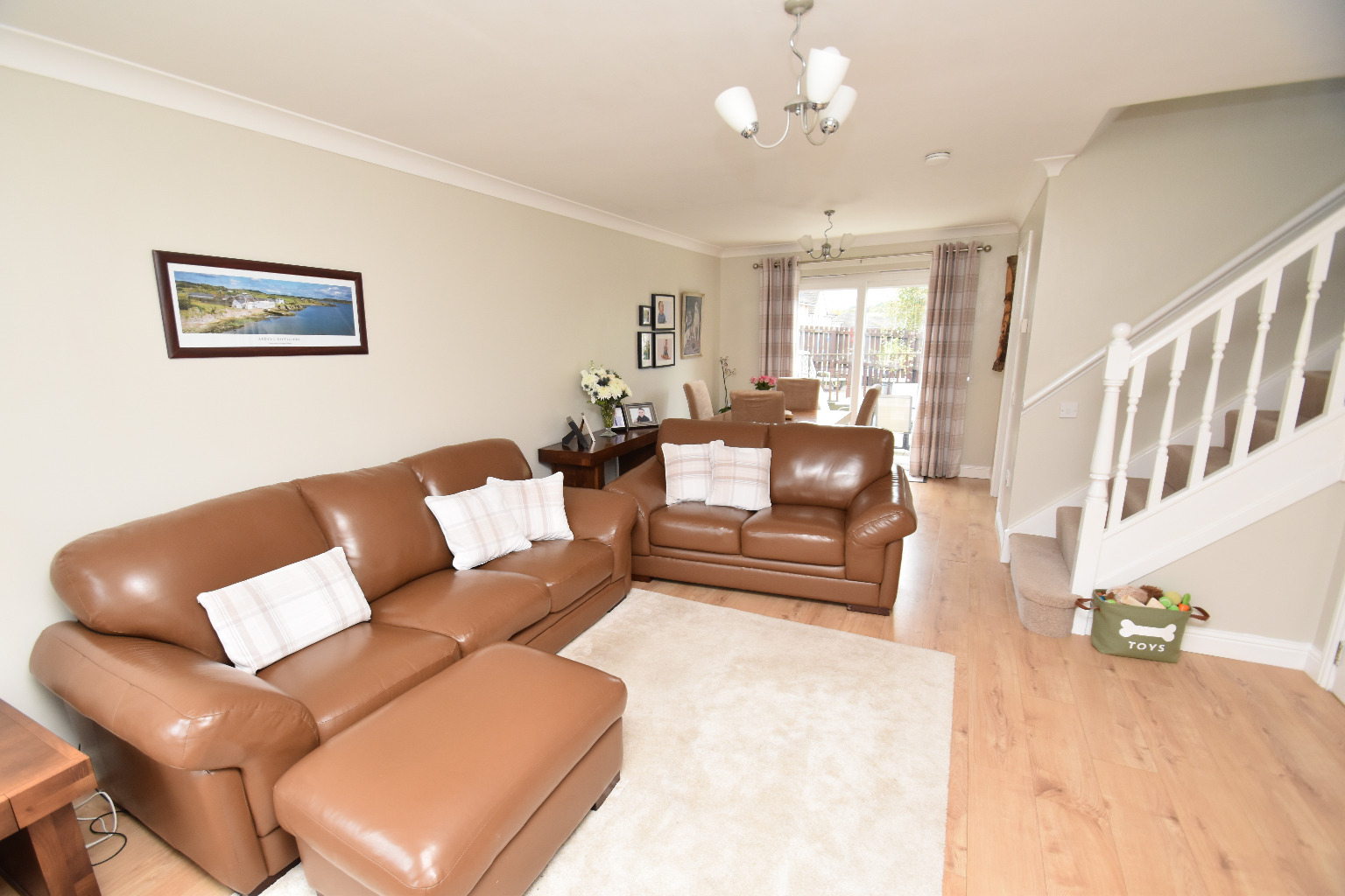 3 bed detached house for sale in Hardridge Avenue, Glasgow  - Property Image 2