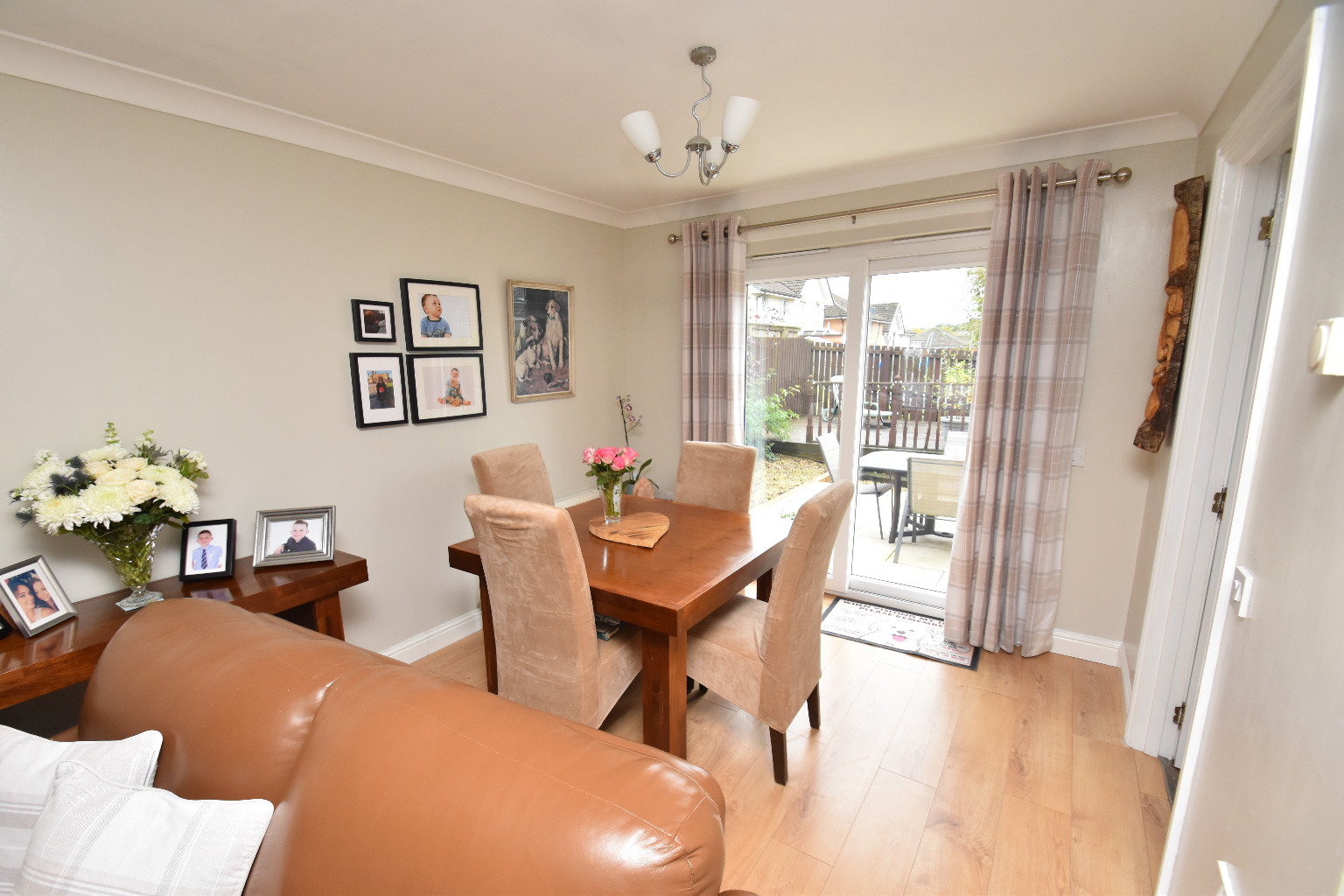 3 bed detached house for sale in Hardridge Avenue, Glasgow  - Property Image 4