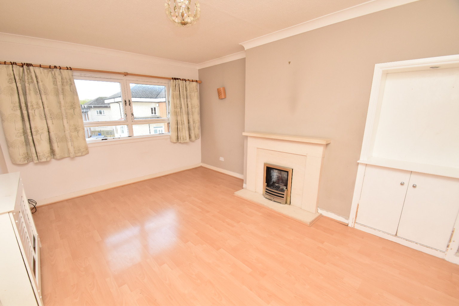 3 bed flat for sale in Moulin Terrace, Glasgow  - Property Image 2