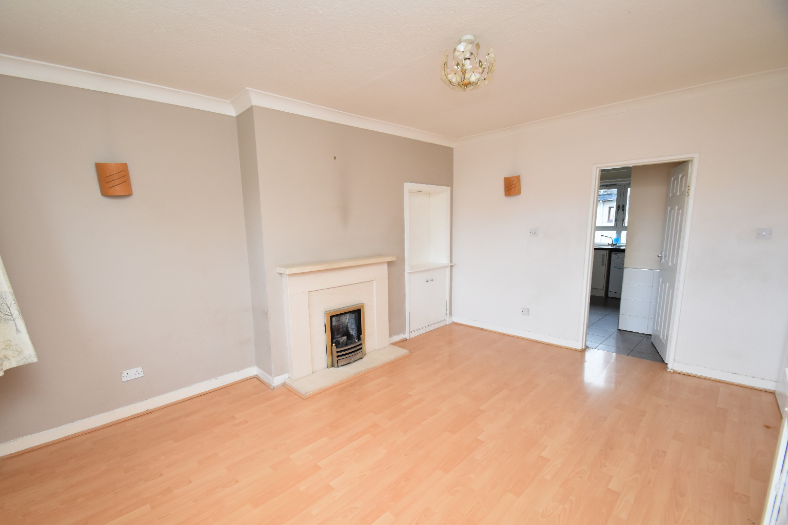 3 bed flat for sale in Moulin Terrace, Glasgow  - Property Image 3