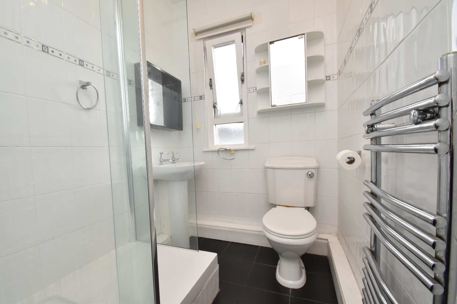 3 bed flat for sale in Moulin Terrace, Glasgow  - Property Image 6