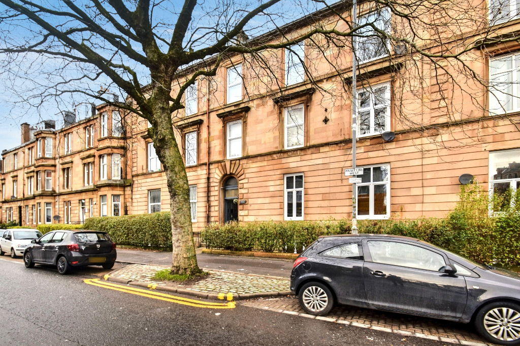 3 bed flat for sale in Paisley Road West, Glasgow  - Property Image 1