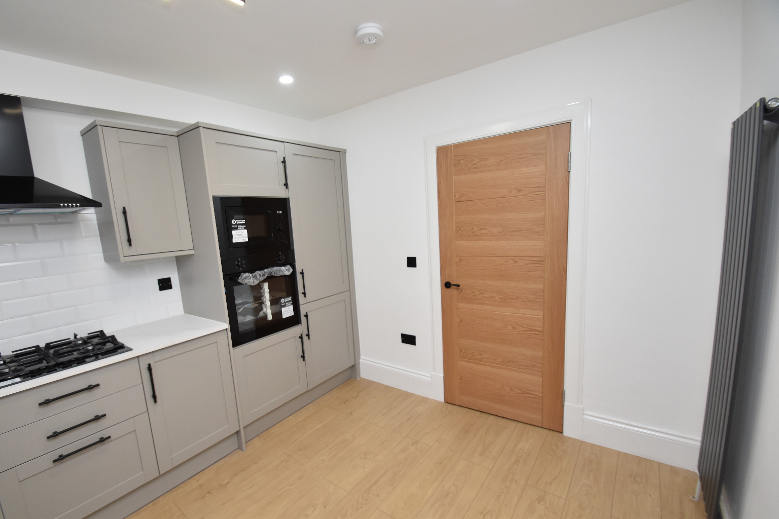 2 bed flat for sale in Paisley Road West, Glasgow  - Property Image 6