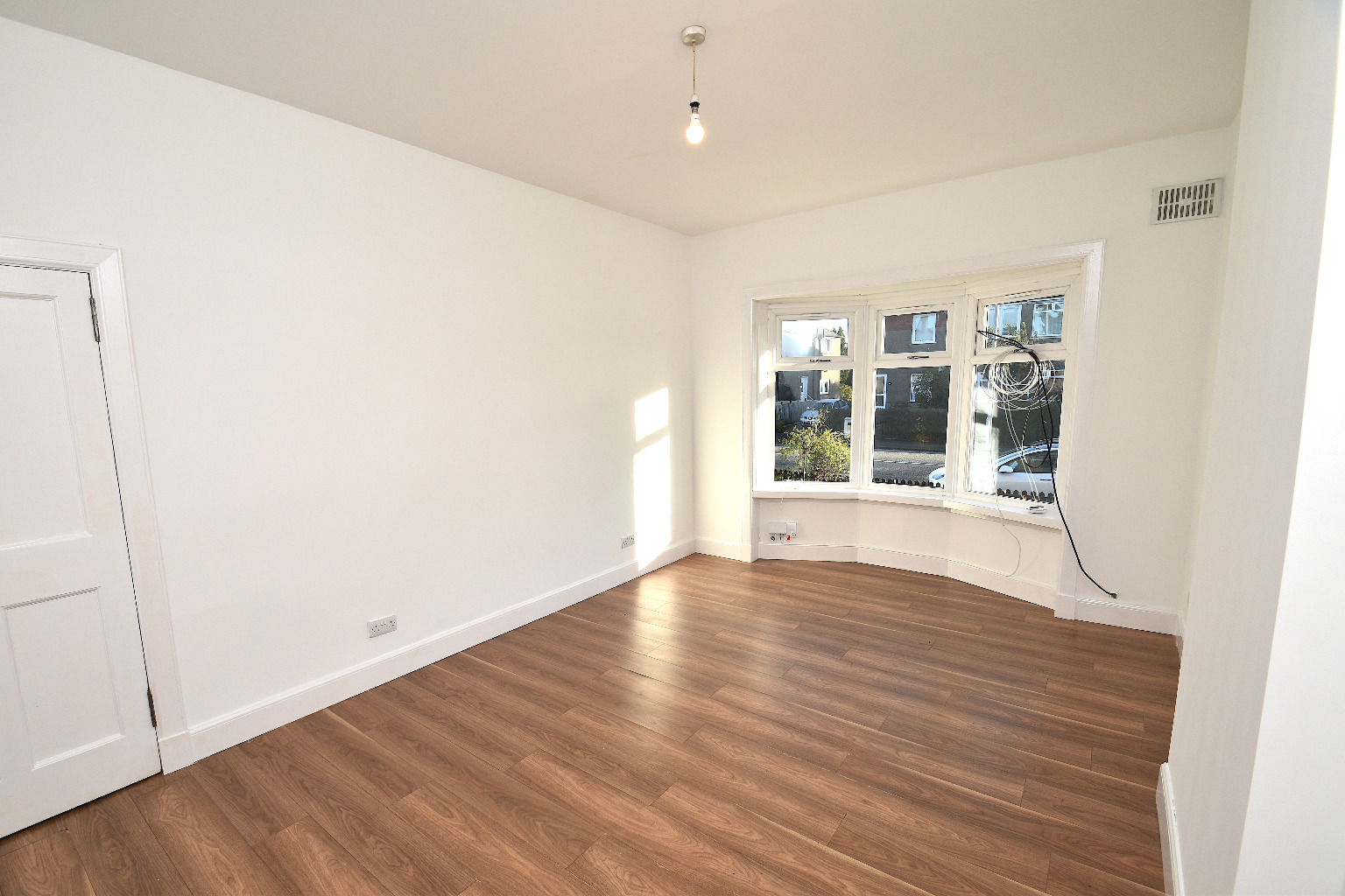 3 bed flat for sale in Mosspark Drive, Glasgow  - Property Image 7