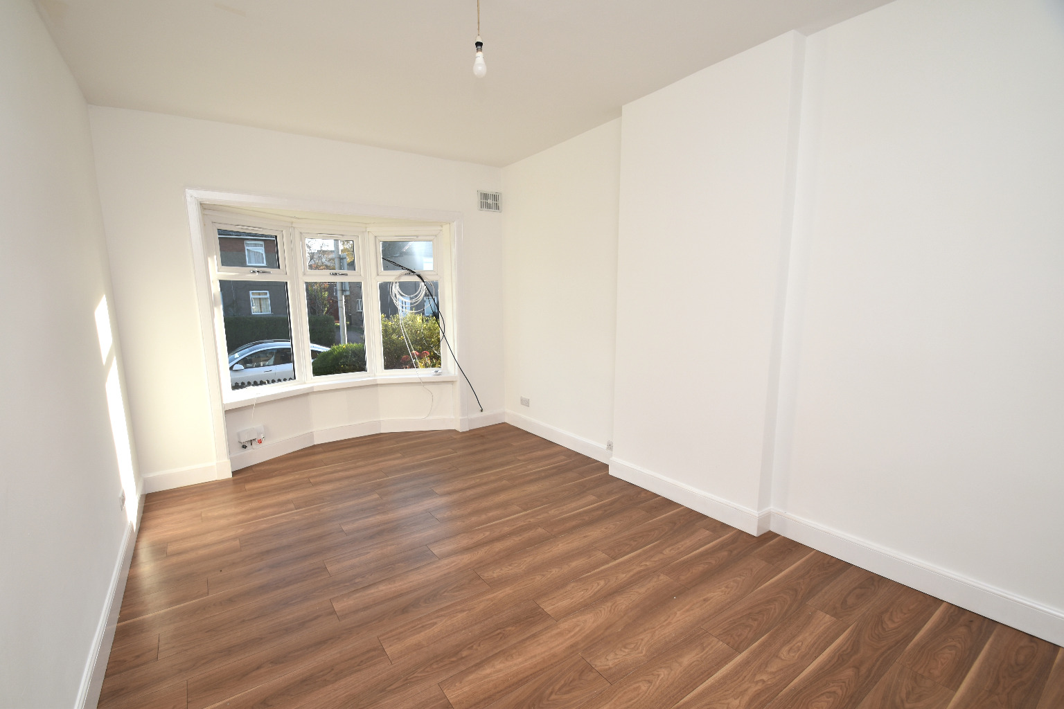 3 bed flat for sale in Mosspark Drive, Glasgow  - Property Image 6