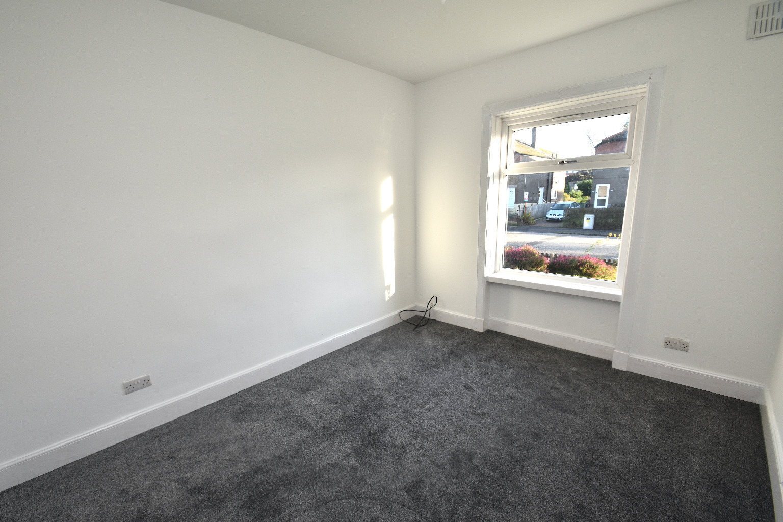 3 bed flat for sale in Mosspark Drive, Glasgow  - Property Image 8