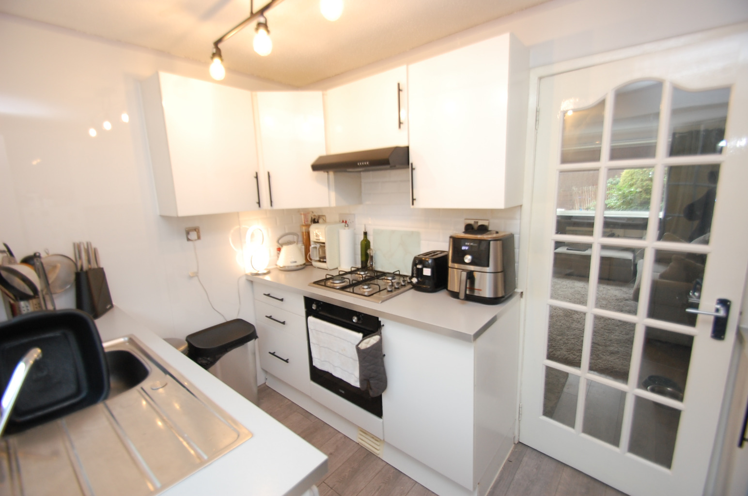 2 bed flat for sale in Faskin Place, Glasgow  - Property Image 6