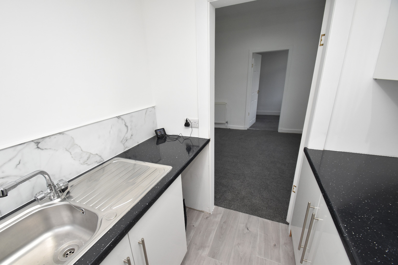 3 bed flat for sale in Trinity Avenue, Glasgow  - Property Image 6