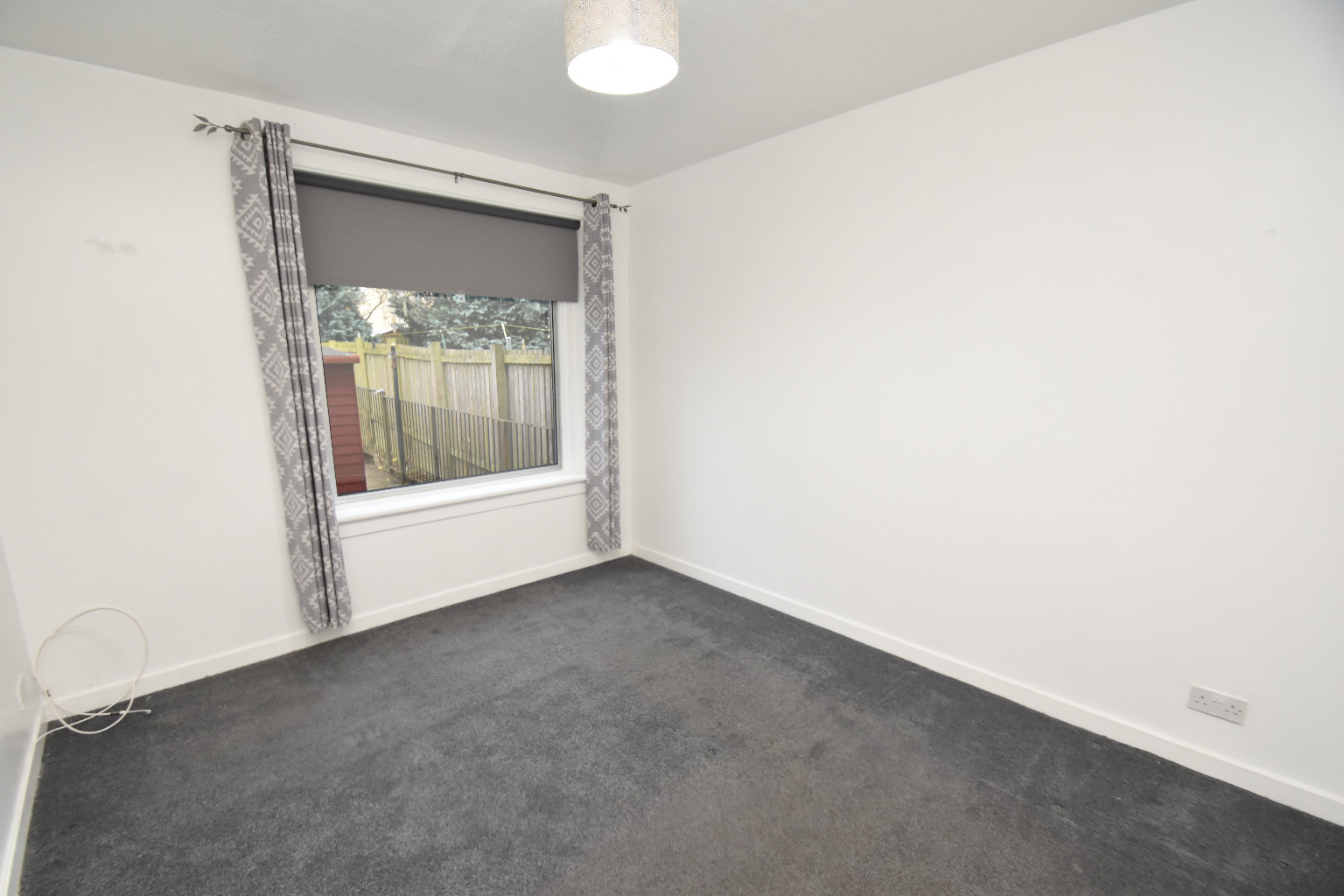 3 bed semi-detached house for sale in Ladykirk Drive, Glasgow  - Property Image 7