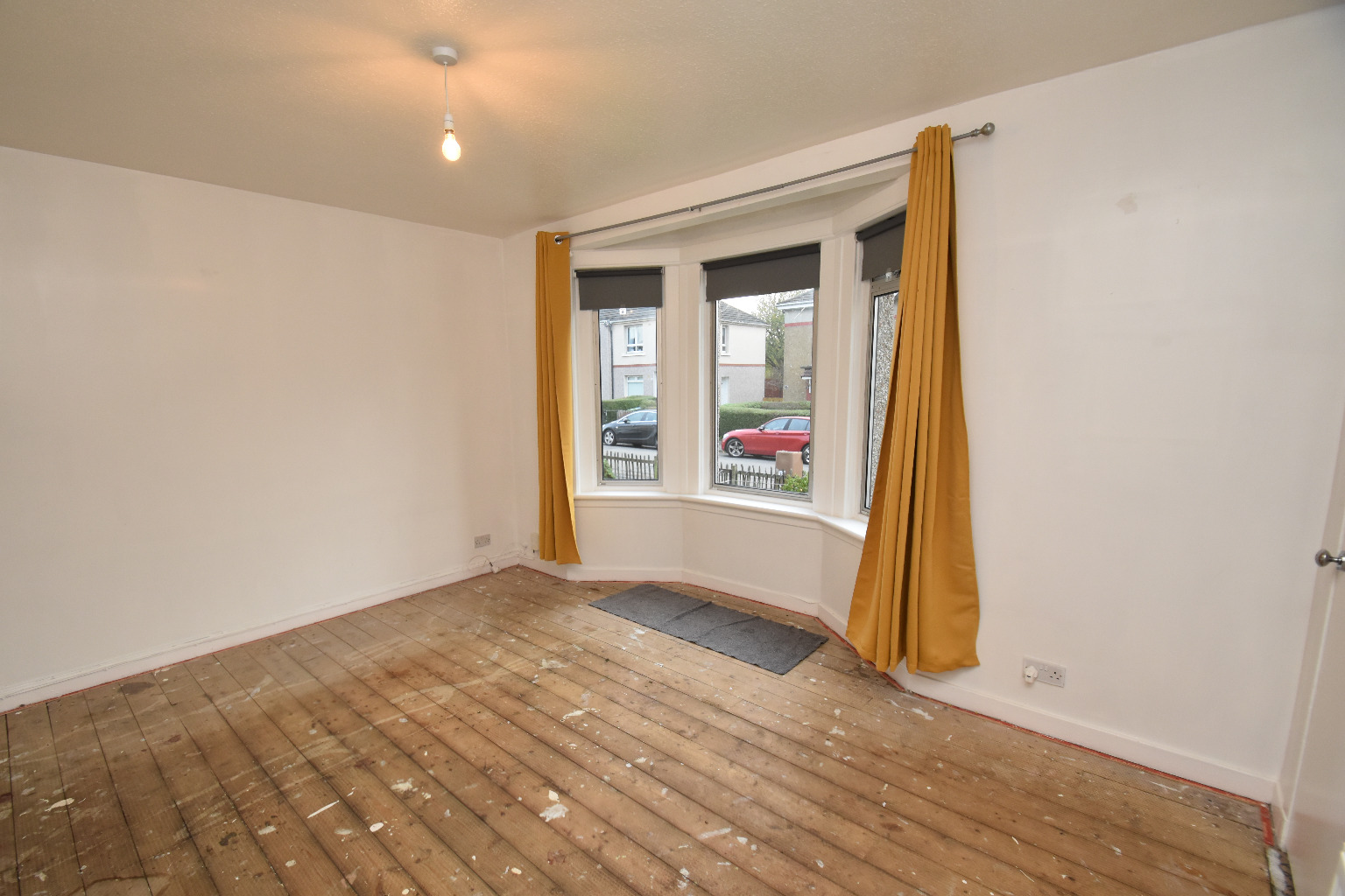 3 bed semi-detached house for sale in Ladykirk Drive, Glasgow  - Property Image 3