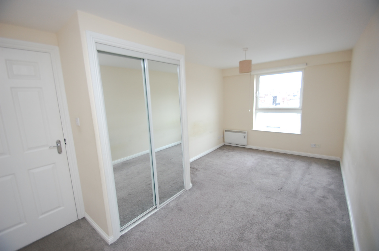 2 bed flat for sale in Wallace Street, Glasgow  - Property Image 6