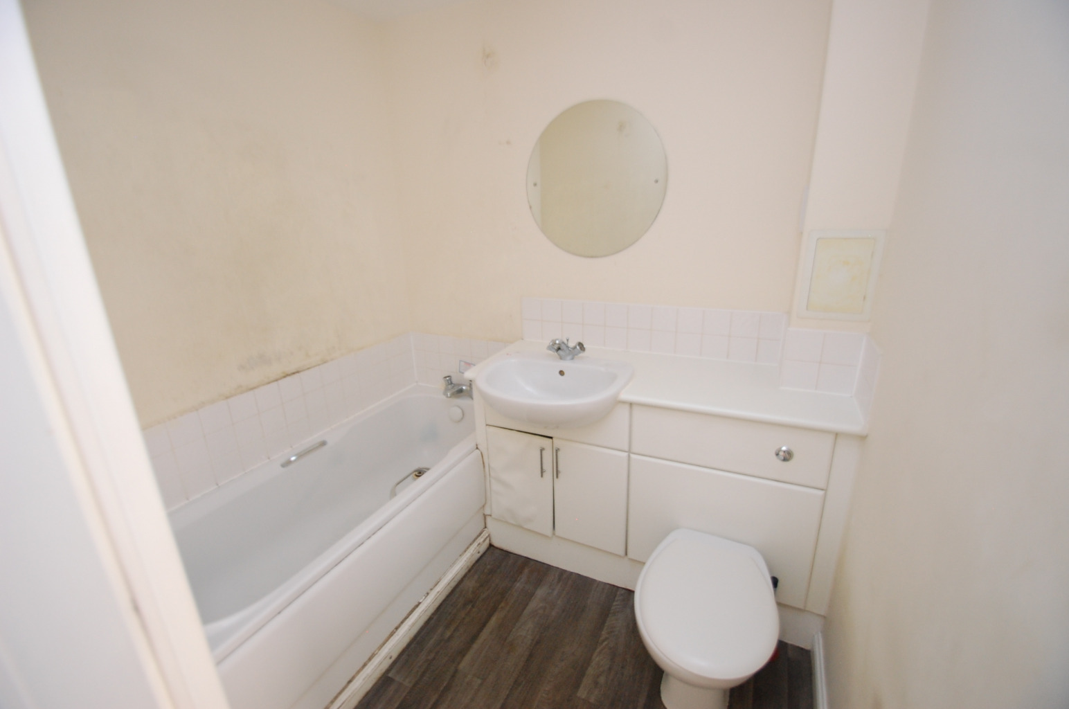 2 bed flat for sale in Wallace Street, Glasgow  - Property Image 11