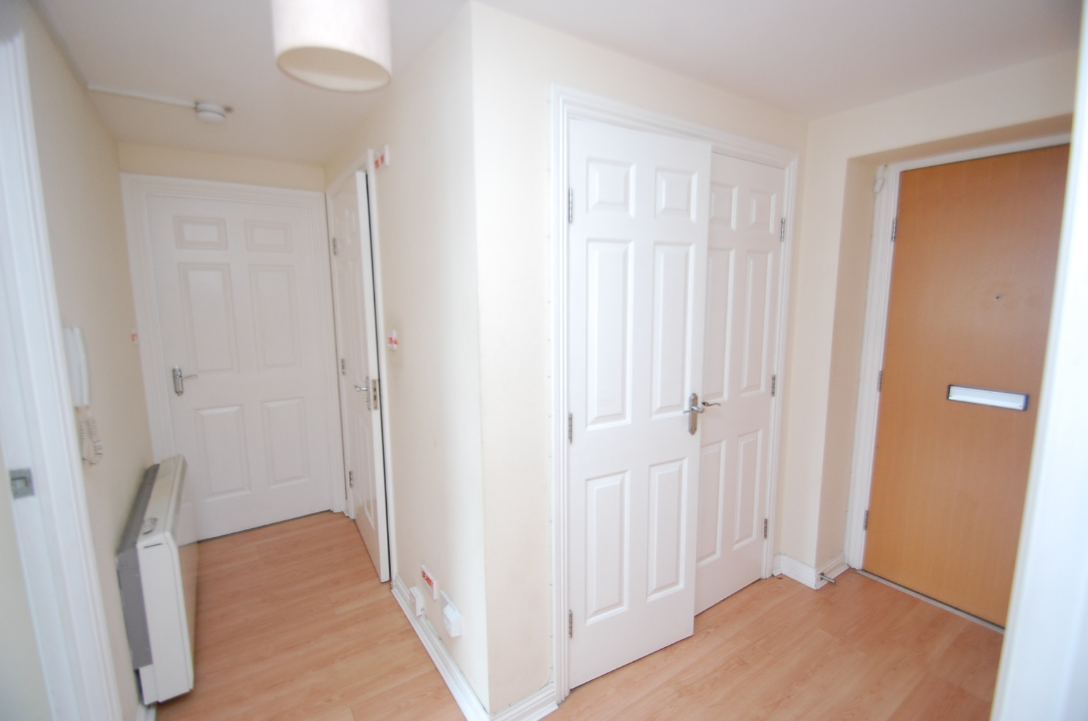 2 bed flat for sale in Wallace Street, Glasgow  - Property Image 4