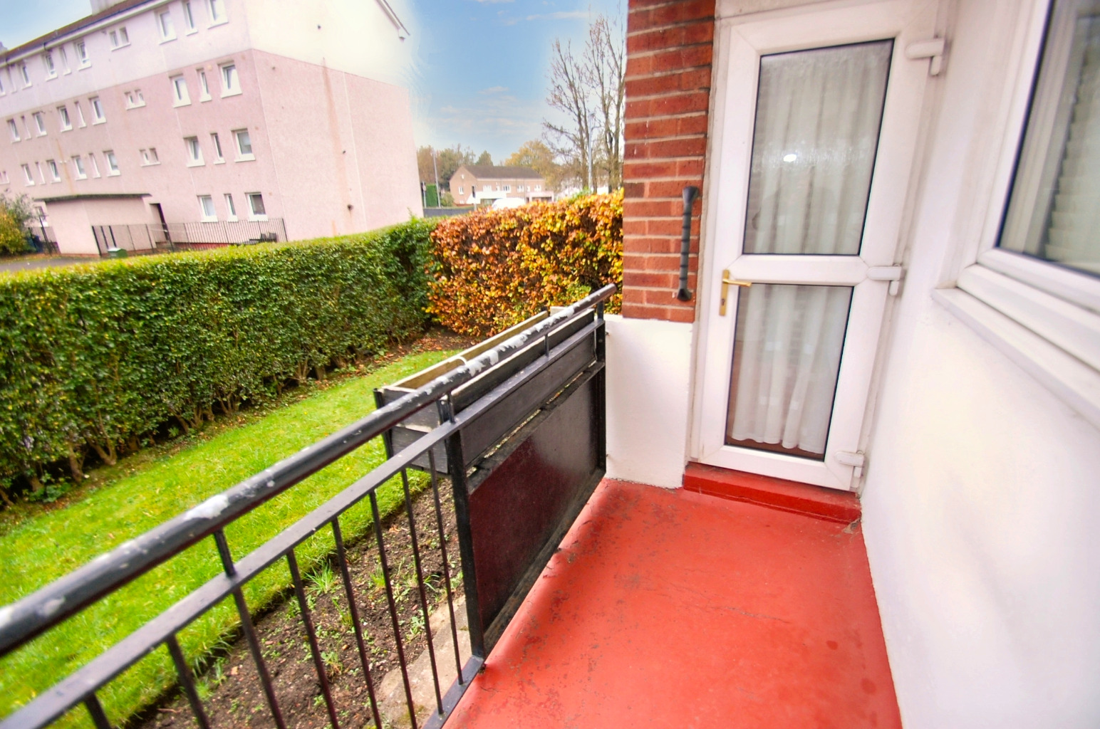 2 bed flat for sale in Hillington Quadrant, Glasgow  - Property Image 16