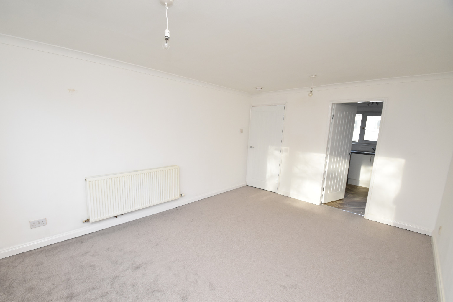 1 bed flat for sale in Glen Isla, Glasgow  - Property Image 4