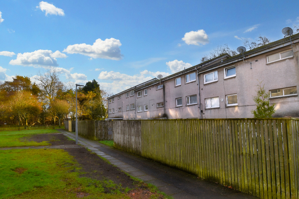 1 bed flat for sale in Glen Isla, Glasgow  - Property Image 11