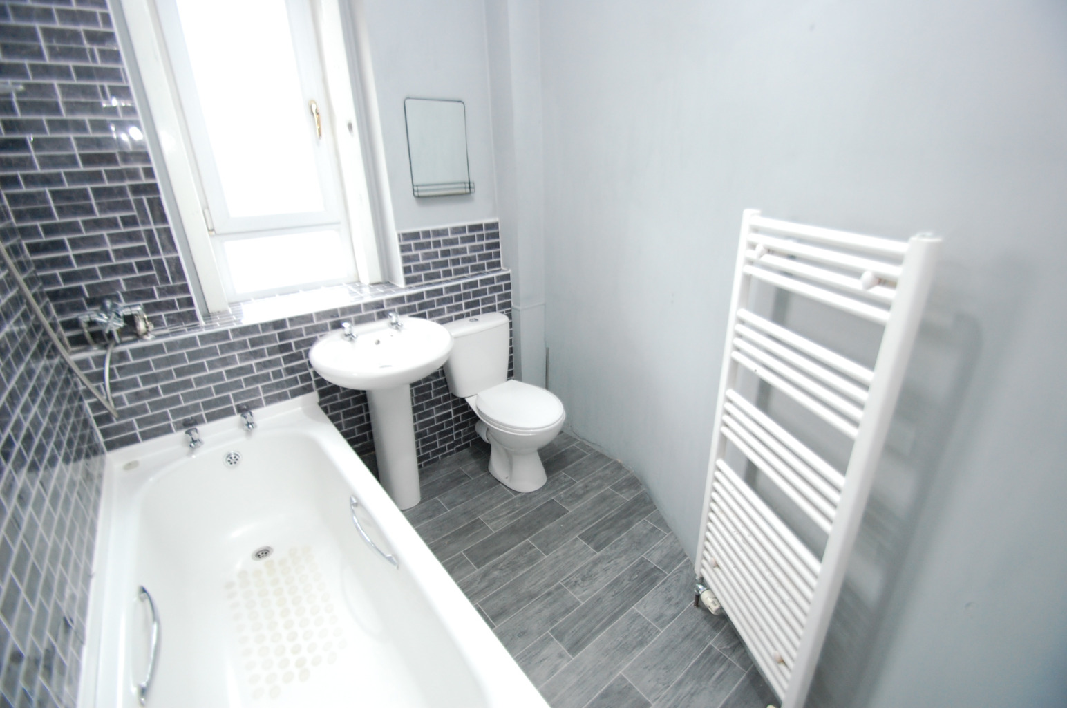 2 bed flat for sale in Jura Street, Glasgow  - Property Image 12