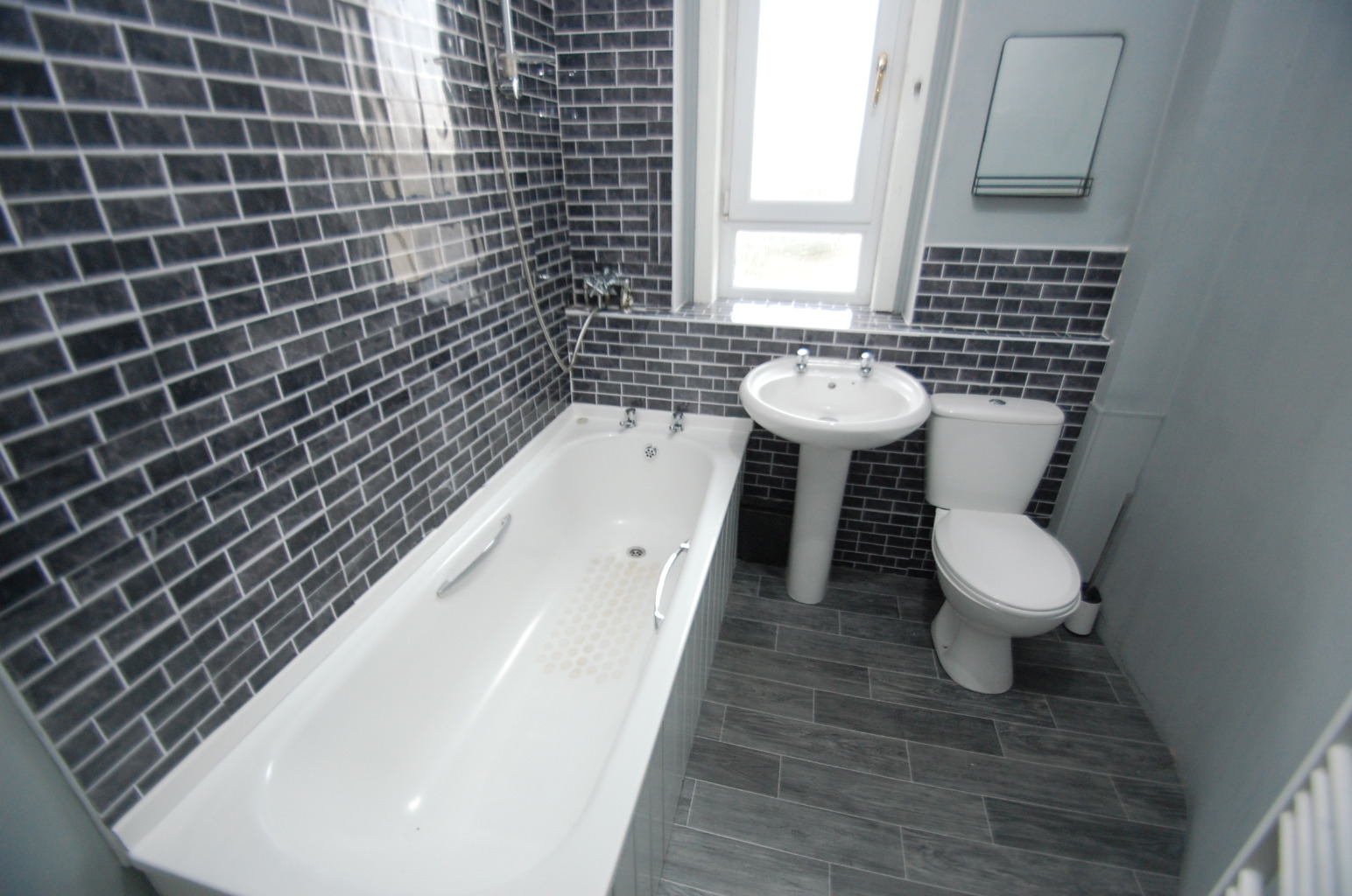 2 bed flat for sale in Jura Street, Glasgow  - Property Image 13