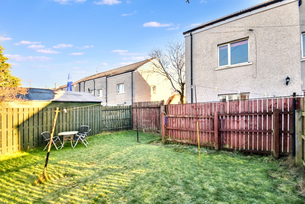 3 bed flat for sale in Muirdykes Road, Glasgow  - Property Image 9