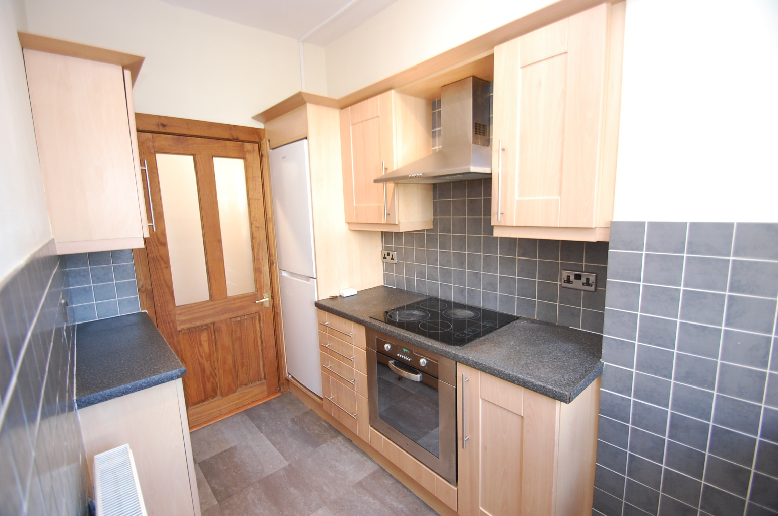 2 bed flat for sale in Mallaig Road, Glasgow  - Property Image 6