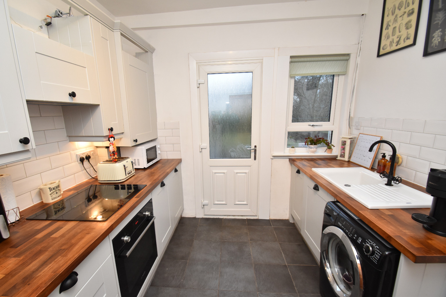 2 bed flat for sale in Arisaig Drive, Glasgow  - Property Image 6