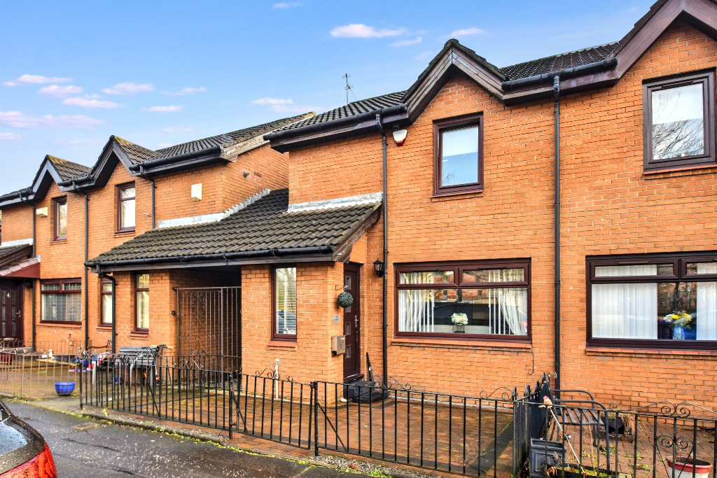 3 bed end of terrace house for sale in Blackburn Street, Glasgow  - Property Image 1