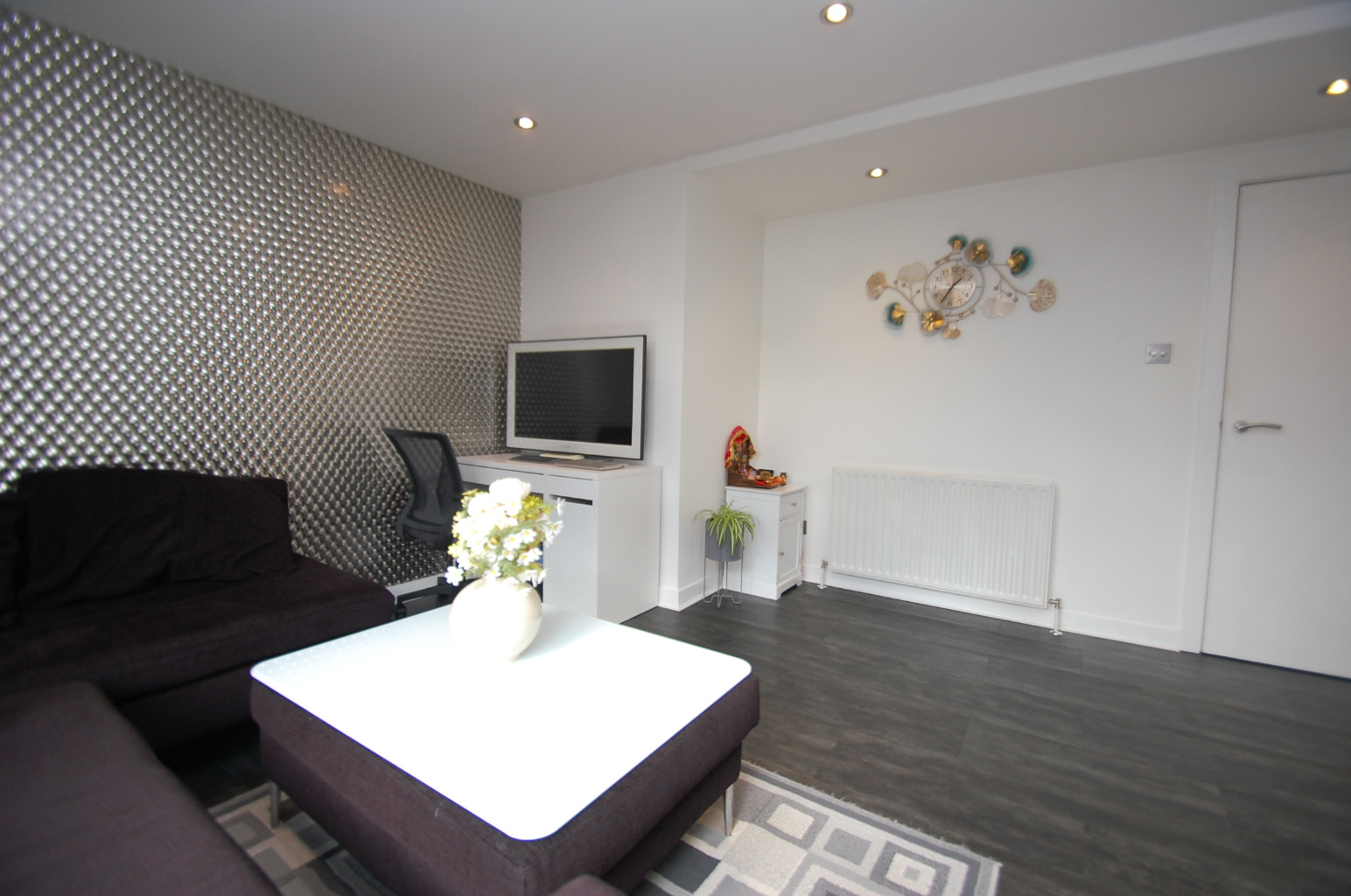 2 bed flat for sale in Greenlaw Court, Glasgow  - Property Image 4