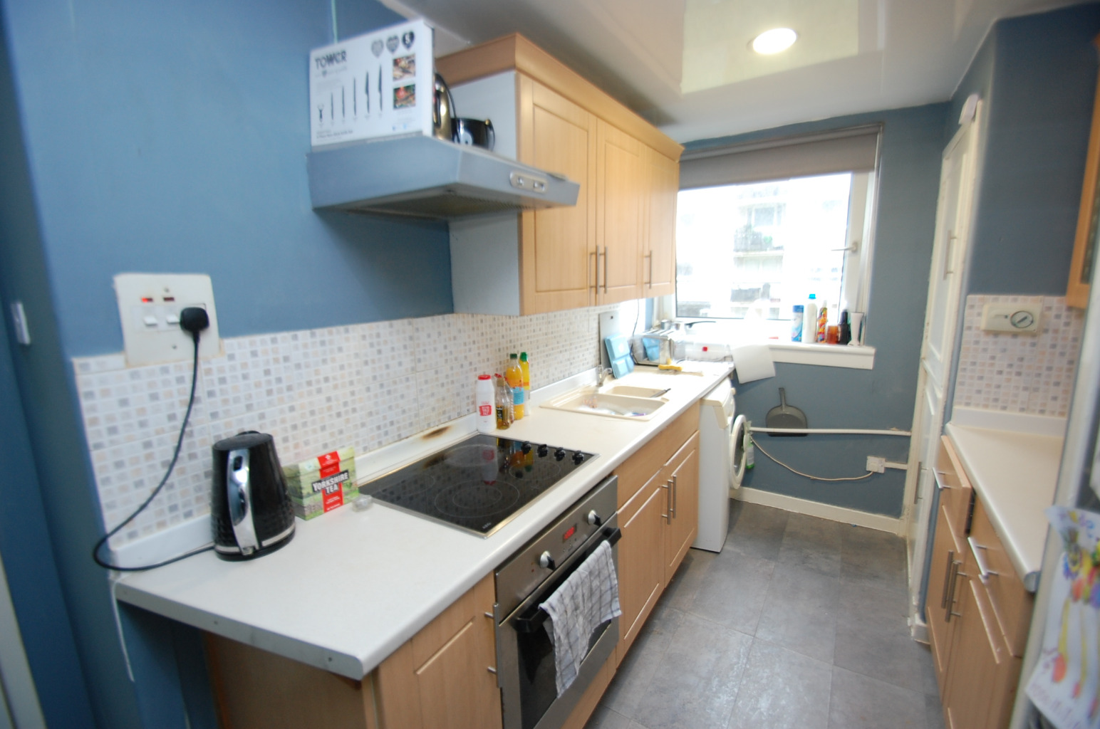 2 bed flat for sale in Hillington Quadrant, Glasgow  - Property Image 6