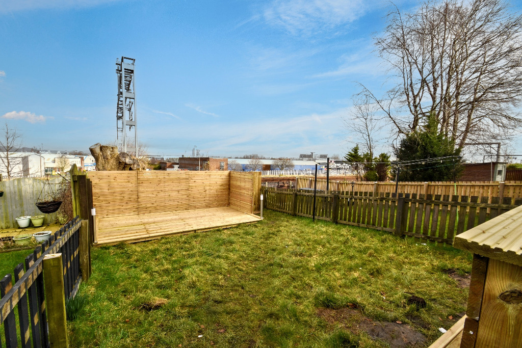 3 bed flat for sale in Chirnside Road, Glasgow  - Property Image 14