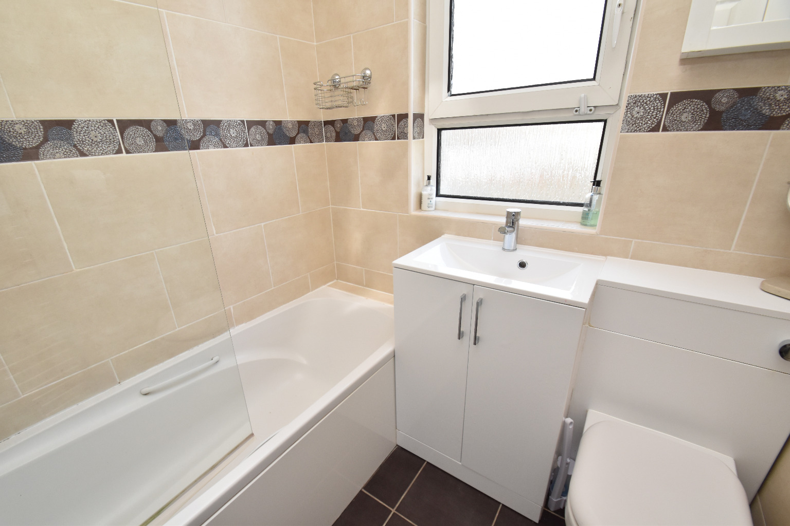 2 bed flat for sale in Carleith Quadrant, Glasgow  - Property Image 9