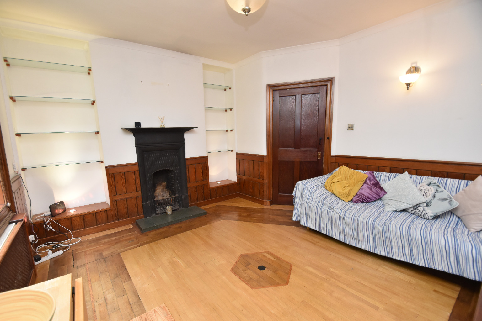 3 bed flat for sale in Moness Drive, Glasgow  - Property Image 6