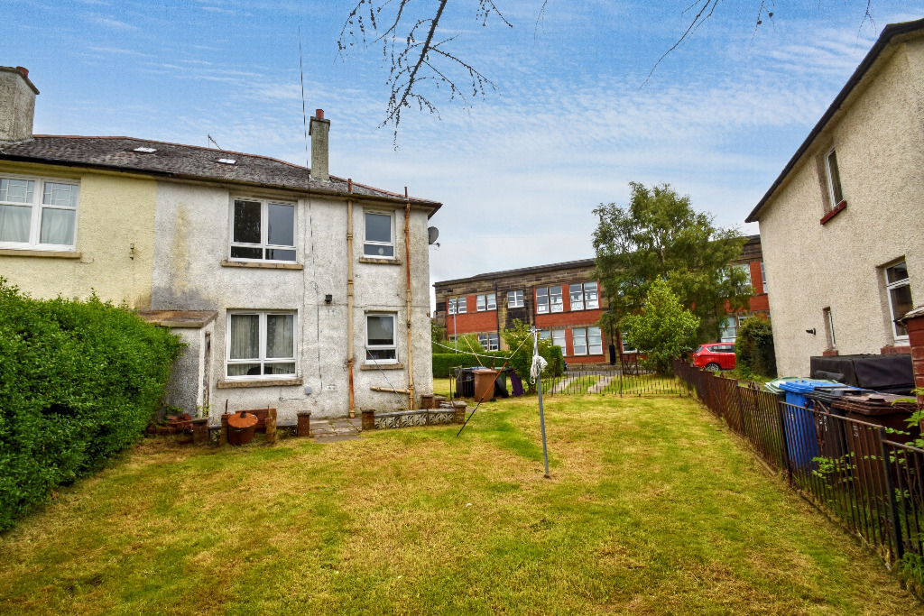 4 bed semi-detached house for sale in Mosspark Square, Glasgow  - Property Image 15
