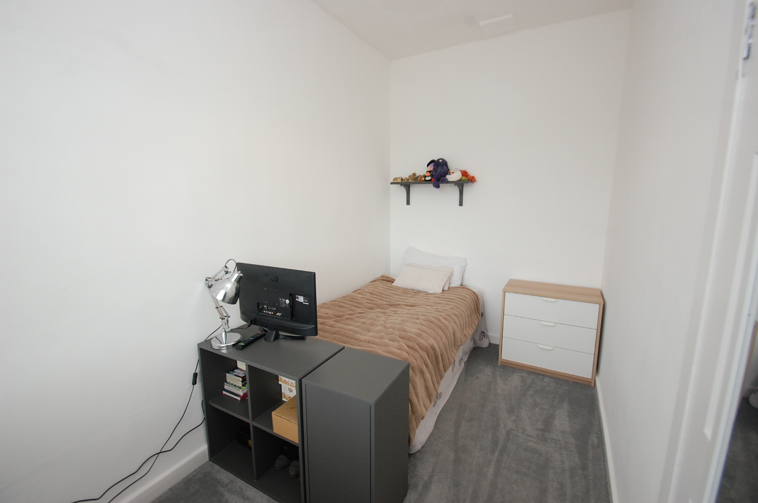 3 bed flat for sale in Muirdrum Avenue, Glasgow  - Property Image 16