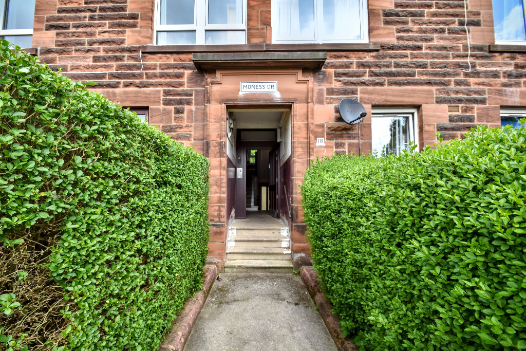 3 bed flat for sale in Moness Drive, Glasgow  - Property Image 18