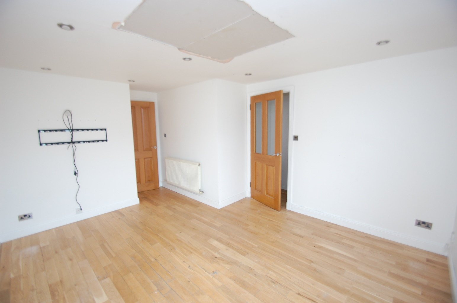 1 bed flat for sale in Hardgate Drive, Glasgow  - Property Image 2