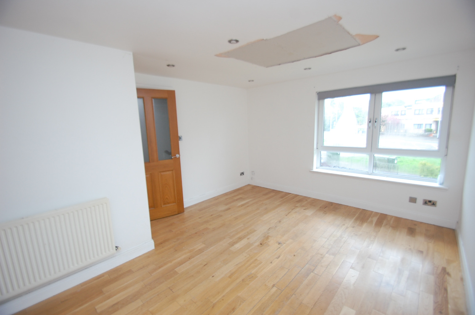 1 bed flat for sale in Hardgate Drive, Glasgow  - Property Image 4