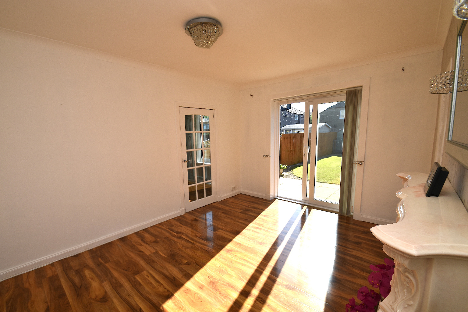 3 bed flat for sale in Muirdrum Avenue, Glasgow  - Property Image 3