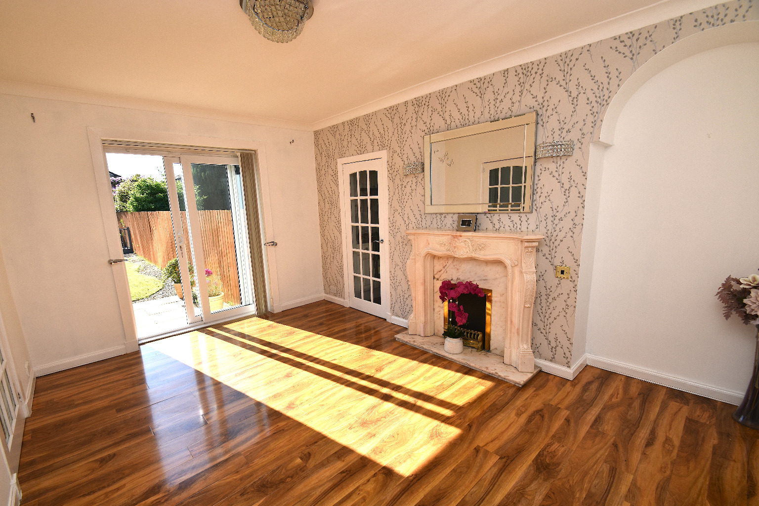 3 bed flat for sale in Muirdrum Avenue, Glasgow  - Property Image 2