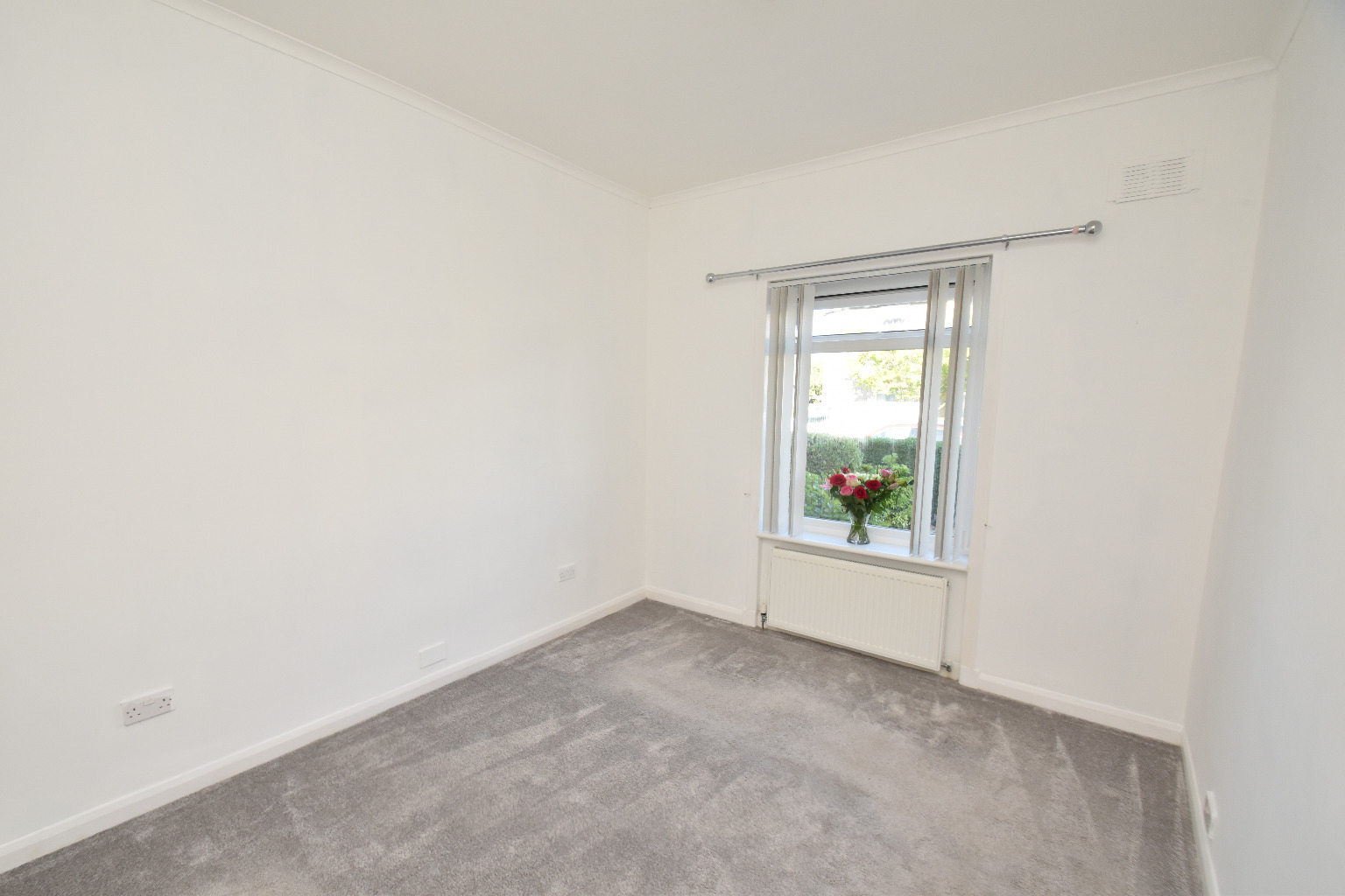 3 bed flat for sale in Muirdrum Avenue, Glasgow  - Property Image 9
