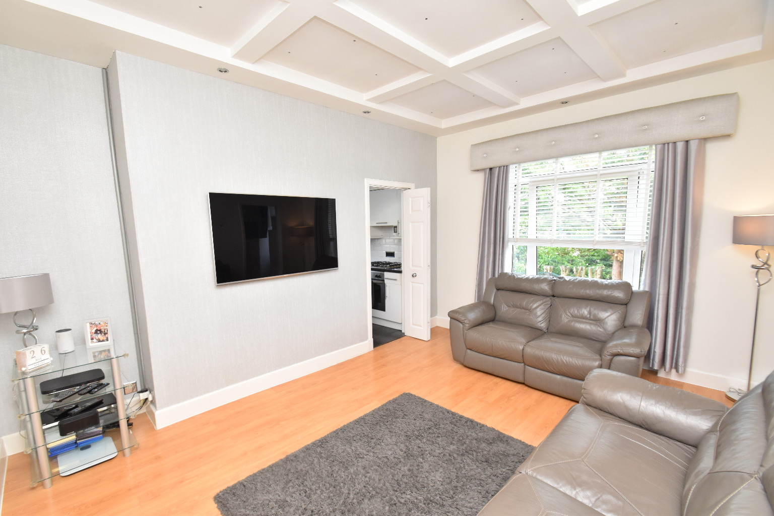 3 bed flat for sale in Arbroath Avenue, Glasgow  - Property Image 2
