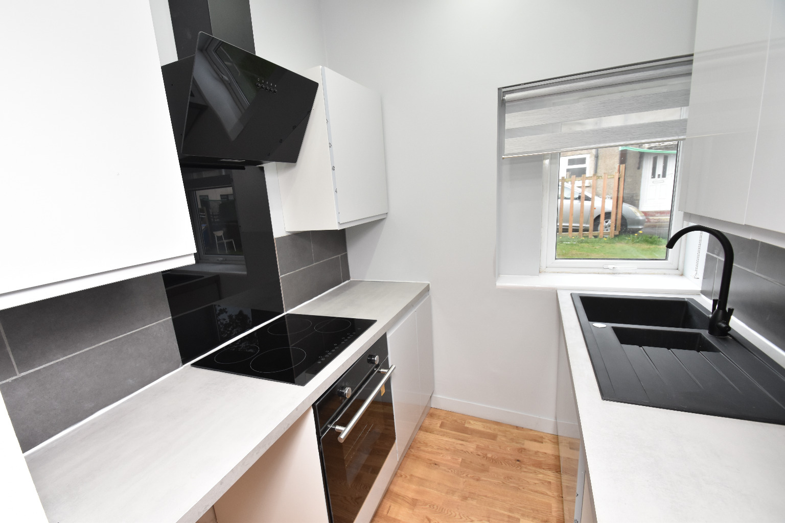 3 bed flat for sale in Chirnside Road, Glasgow  - Property Image 5