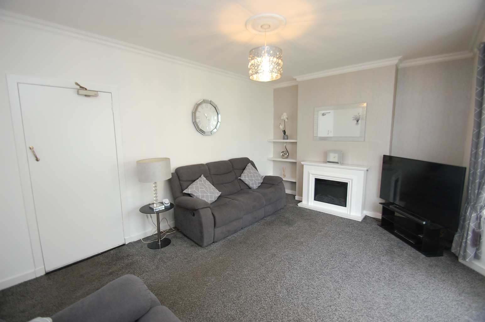 3 bed terraced house for sale in Arran Drive, Glasgow  - Property Image 4