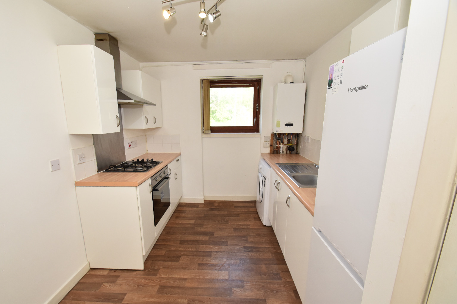 2 bed flat for sale in Lyoncross Road, Glasgow  - Property Image 10