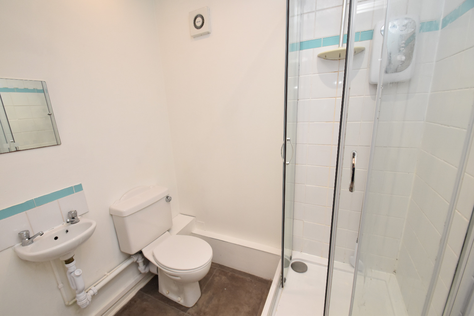 2 bed terraced house for sale in Glendevon Square, Glasgow  - Property Image 8