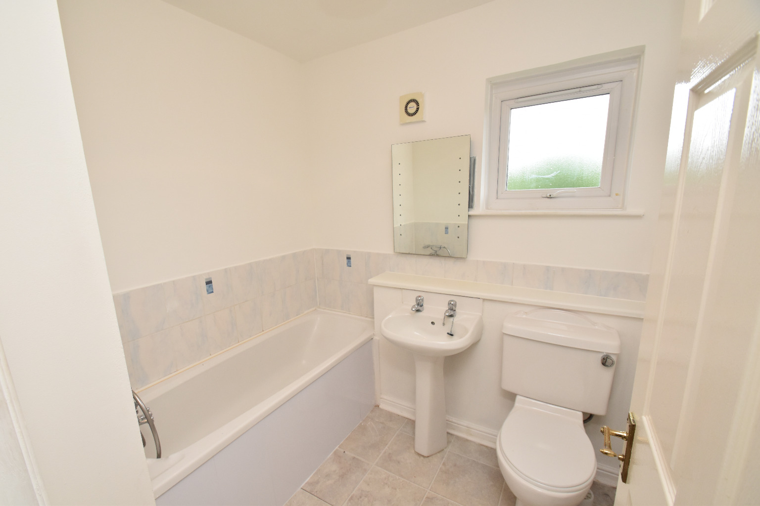 2 bed terraced house for sale in Glendevon Square, Glasgow  - Property Image 14