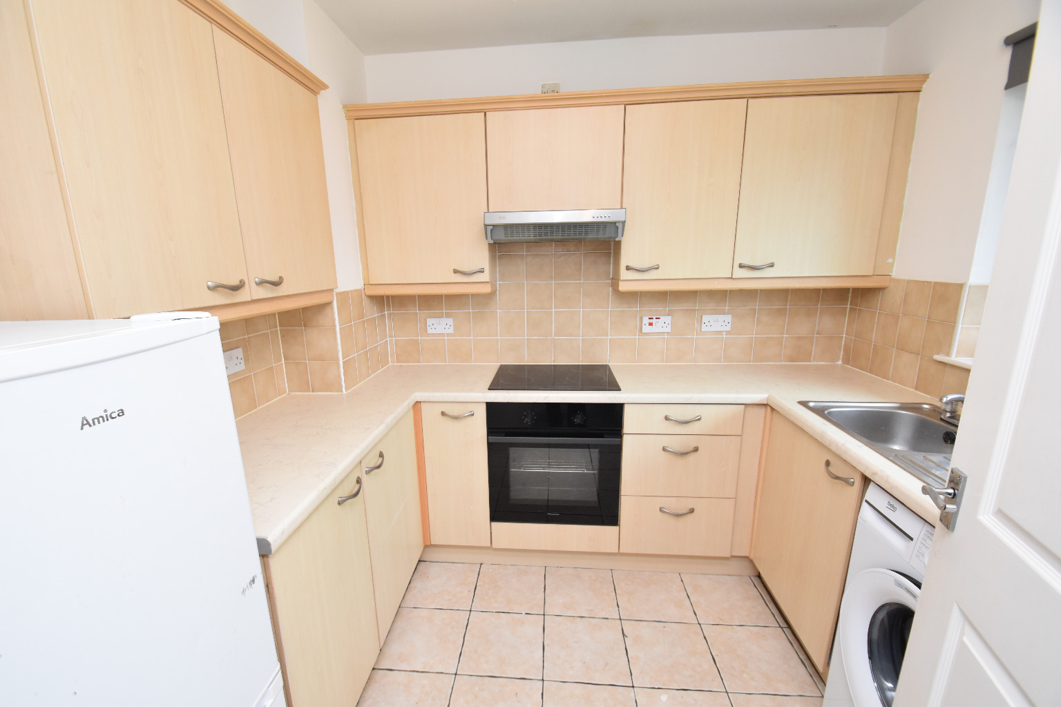 2 bed terraced house for sale in Glendevon Square, Glasgow  - Property Image 7