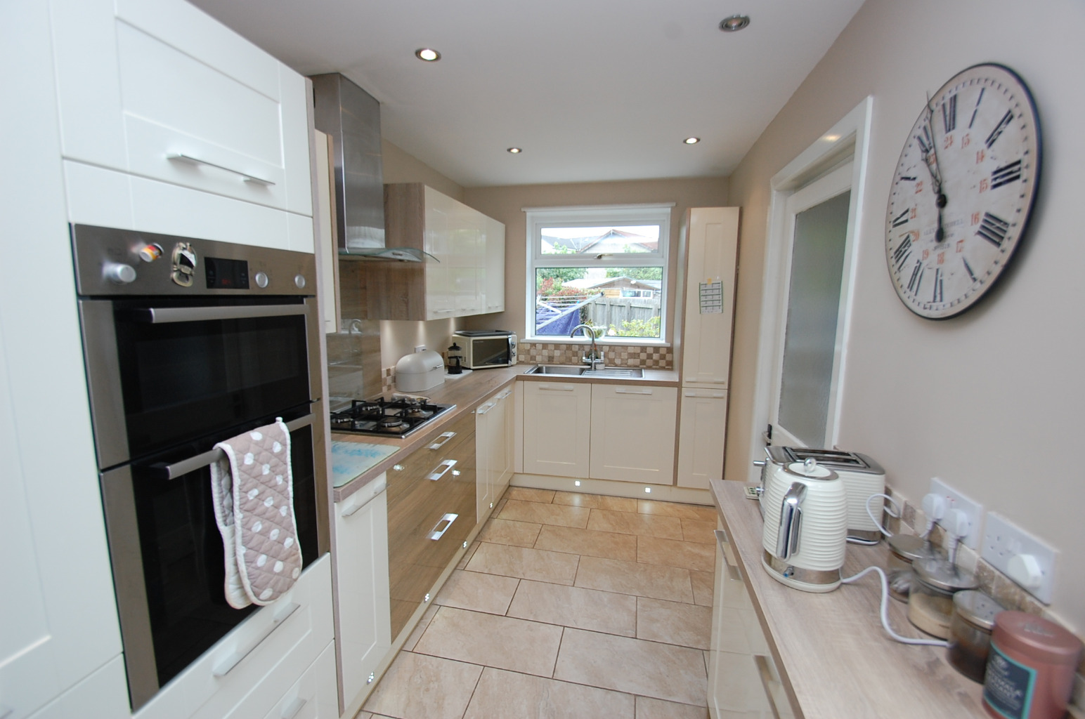 3 bed semi-detached house for sale in Moulin Road, Glasgow  - Property Image 14