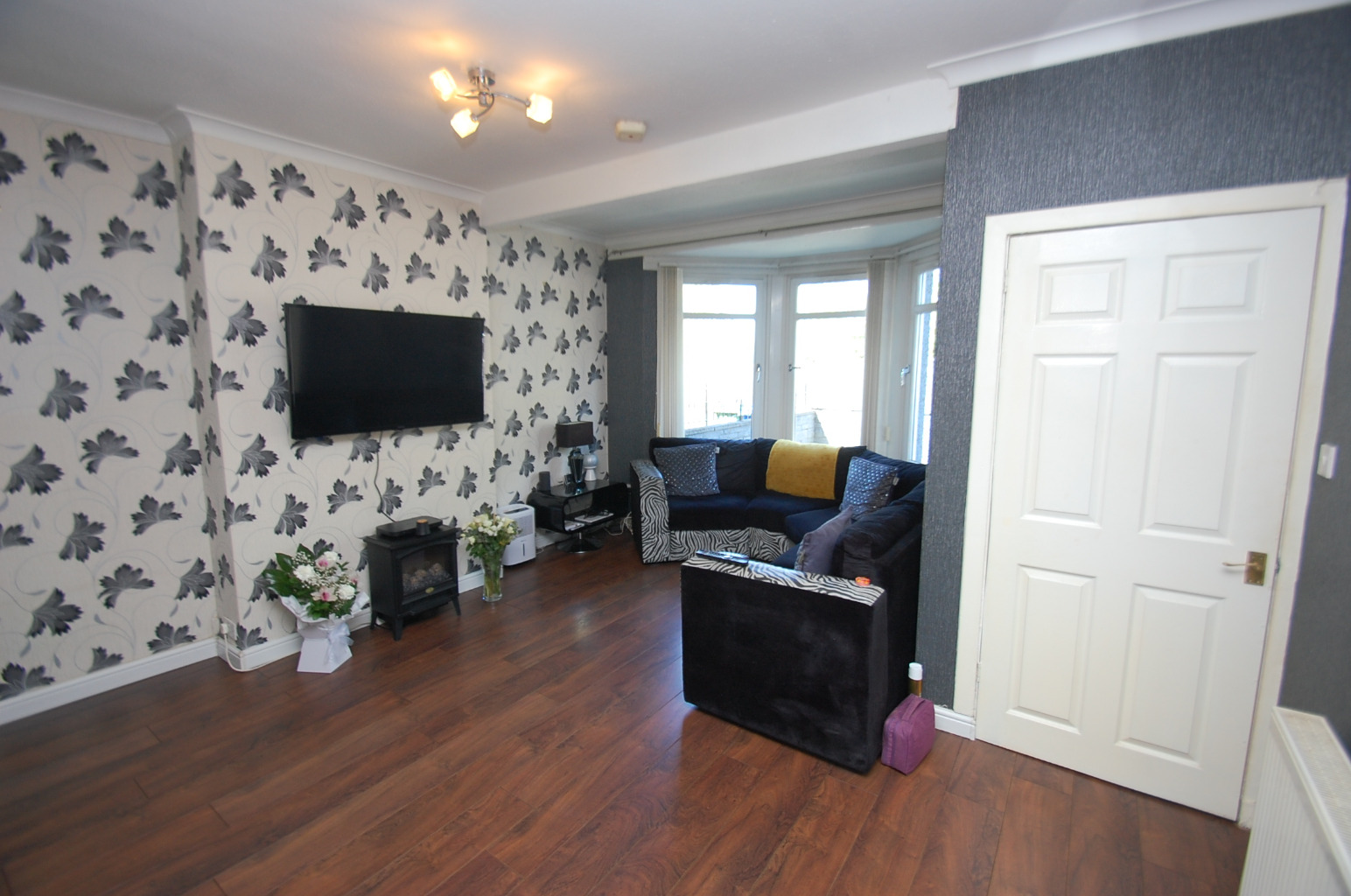 3 bed semi-detached house for sale in Corkerhill Road, Glasgow  - Property Image 2